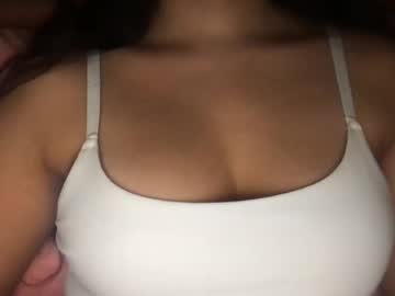 girl
        lailayousef cam image #5623796