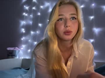 girl
        deardaria cam image #1340108