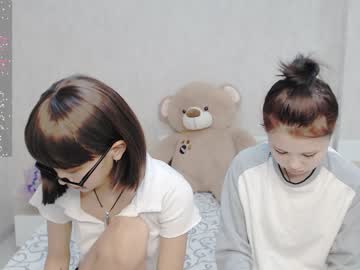 girl
        little_yena cam image #3007981