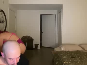 couple
        shooternickg cam image #6113012