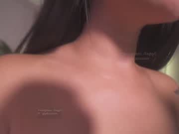 girl
        gigi_ulala cam image #6240248