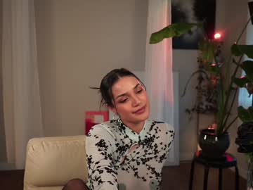 girl
        jadeperez_ cam image #4896535