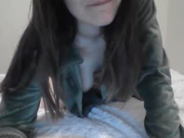 girl
        elizalynn368210 cam image #3907739