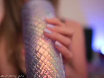 girl
        shy_jane cam image #4503109