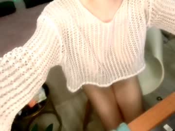 girl
        meyong_mg cam image #4821130