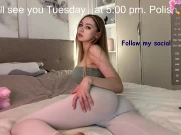 girl Nude Cam Girls Playing Games with avroramy