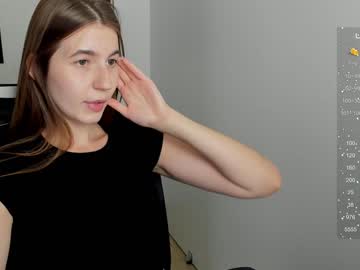 girl
        stacy_cy cam image #5029117