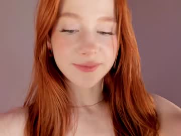 girl
        leahsthetics cam image #4726629