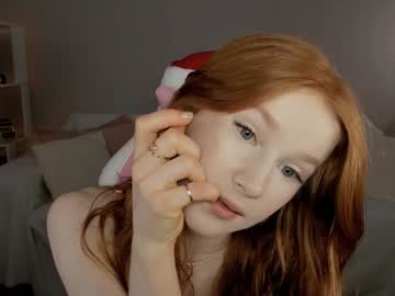 girl
        leahsthetics cam image #5919674