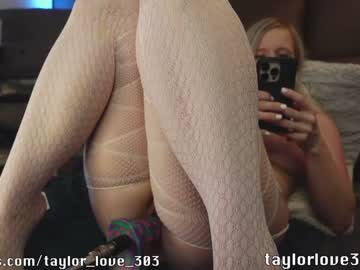 girl
        taylor_love_303 cam image #1058038