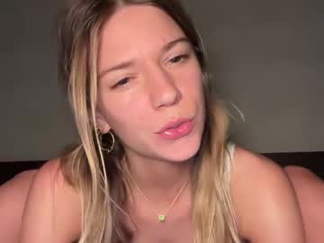 girl
        oliviahansleyy cam image #5933587