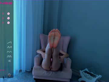 girl
        demifletcher cam image #2161523