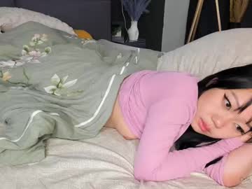 girl
        one_1ove cam image #6244875