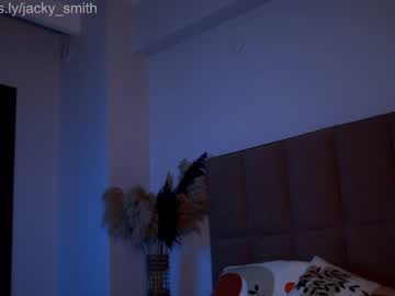 girl
        jacky_smith cam image #2410356
