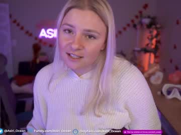 girl
        asiri_ocean cam image #3614861