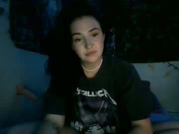 girl
        carocattt cam image #2268652