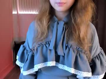 girl
        _achillea_ cam image #2483123