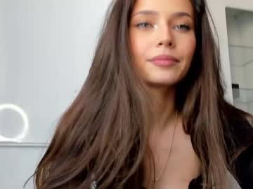 girl
        isia_slay cam image #367389