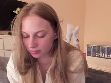 girl
        magic_couple13 cam image #6380892