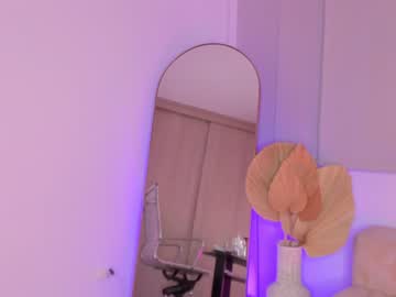 girl
        swt_molly cam image #3993086