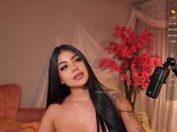 girl
        valeria_orozco cam image #4014881