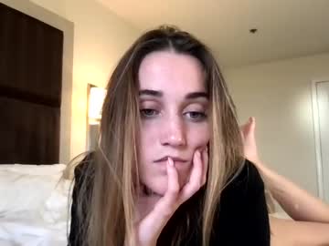 girl
        blondiebabbby420 cam image #155666