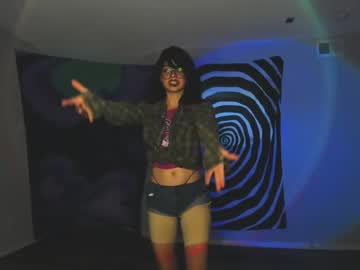 girl
        salemhex cam image #1851428