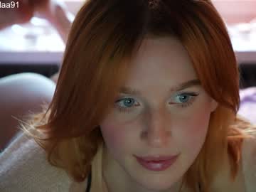 girl
        ellaa91 cam image #3299004