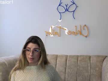girl
        chloe_tailor_ cam image #4499445