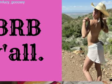 girl
        lucy_gooosey cam image #1938932