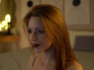 girl
        dietmountaindew_ cam image #5456825