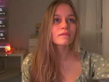 girl
        britney_lust cam image #6619858