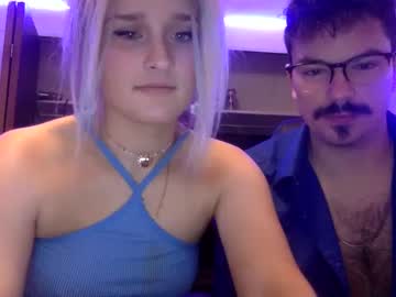 couple
        kittyndaddy757458 cam image #3223737
