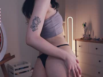 girl
        dance_kuduro cam image #4294535