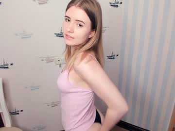 girl
        misty__veil cam image #2054377