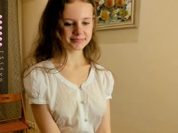 girl
        maryrogersa cam image #2326734