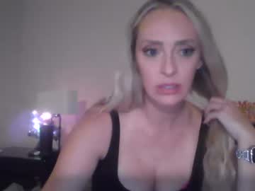 girl
        dtfcouple_4u cam image #5773813