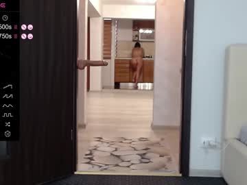 girl
        carmela_fox cam image #4865072