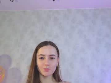 girl
        angelina_new cam image #3059809