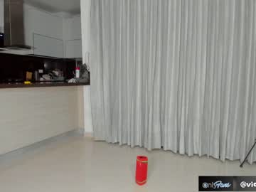 girl
        amelie_bunny_real cam image #1493173