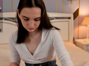 girl
        hilolahans cam image #3482639