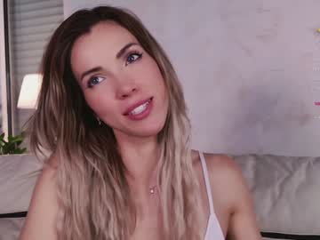 girl
        anette_belorie cam image #4852843
