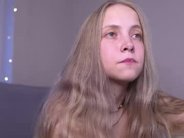 girl
        appr0ved cam image #6734734