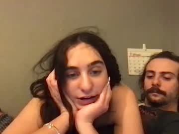 couple
        skizms cam image #5675488