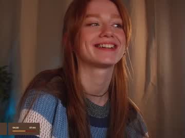 girl
        lizzy_blaze cam image #5155123