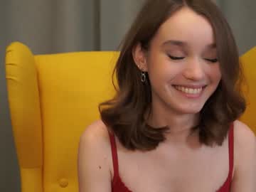 girl
        harrieteasley cam image #5633395