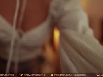 girl
        aarilaviee cam image #200027