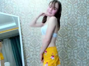 girl
        vivian__girl cam image #1943242