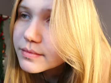 girl
        gayfarwell cam image #5693830