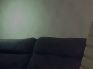girl
        tia__moon cam image #4987442
